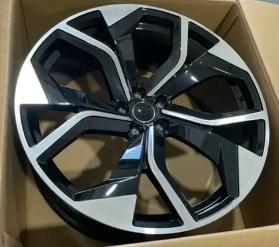   22 inch alloy wheel