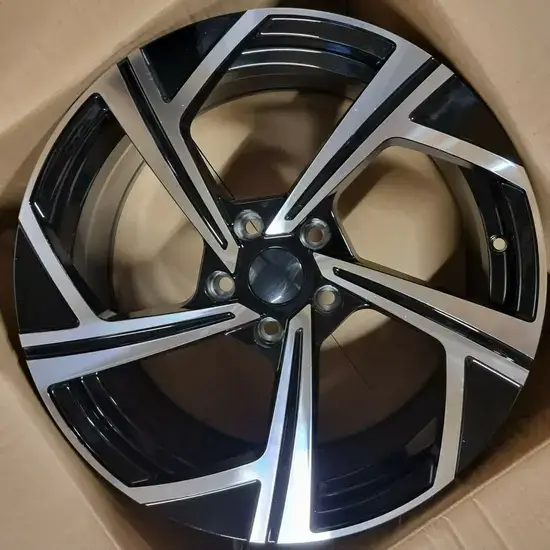   19 inch alloy wheel