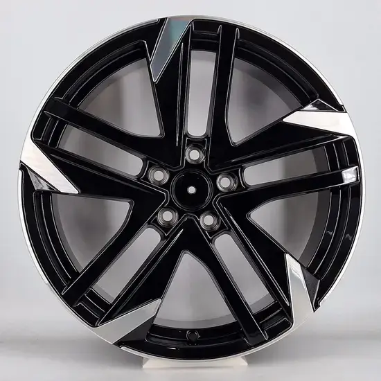   18 inch alloy wheel