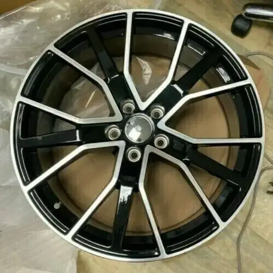   22 inch alloy wheel
