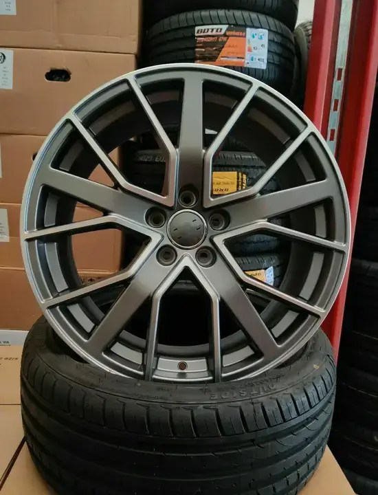  22 inch alloy wheel