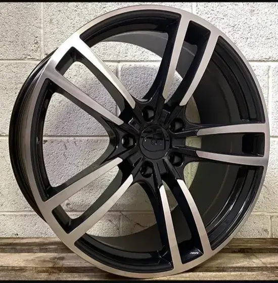   22 inch alloy wheel