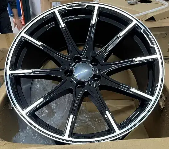   20 inch alloy wheel