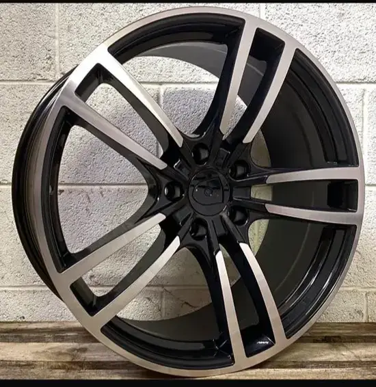   22 inch alloy wheel