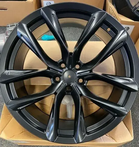   22 inch alloy wheel