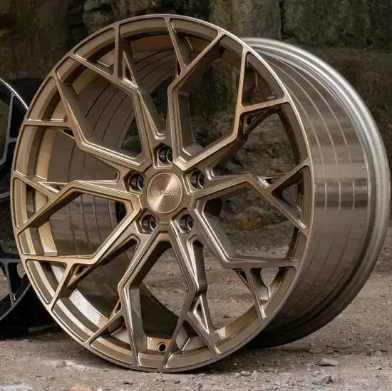   22 inch alloy wheel