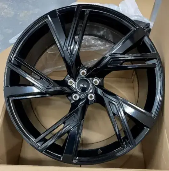   22 inch alloy wheel