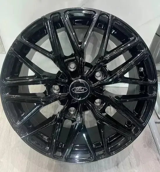 Ford AT3 18 inch alloy wheel