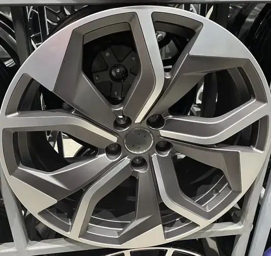   23 inch alloy wheel
