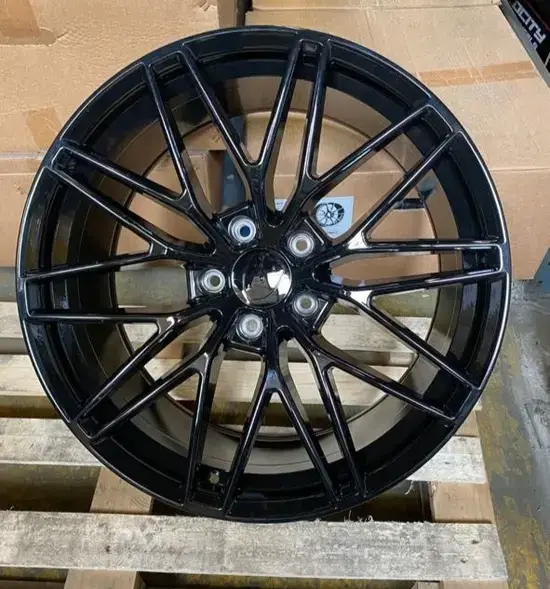   21 inch alloy wheel